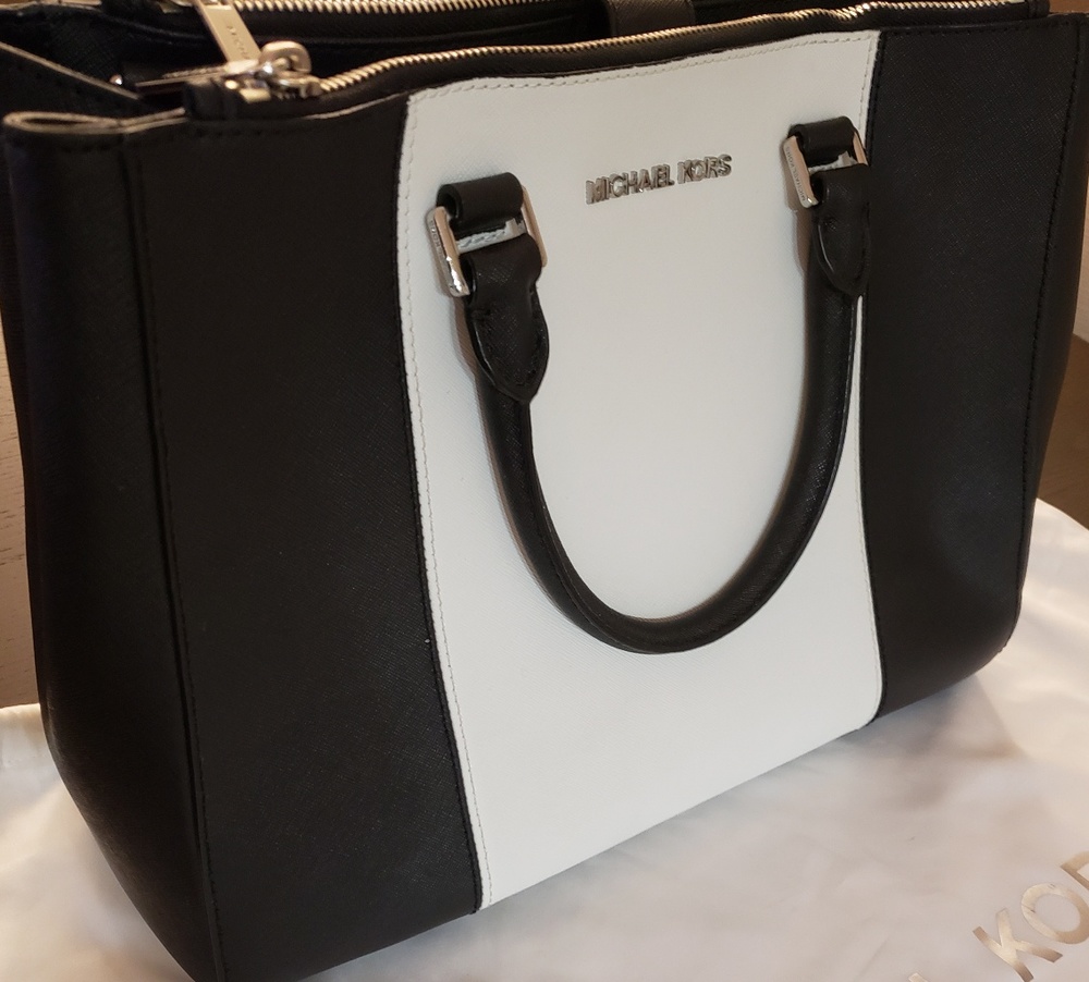 Michael Kors handbag